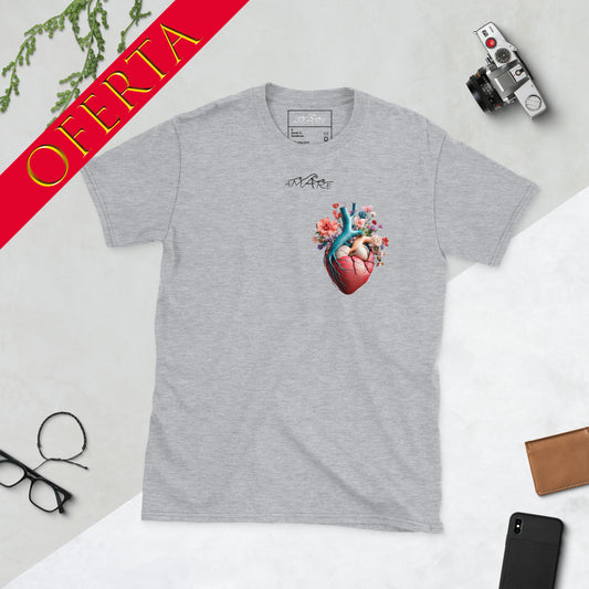 T-shirt_Unisex_Corazon de color en el pecho_Claro